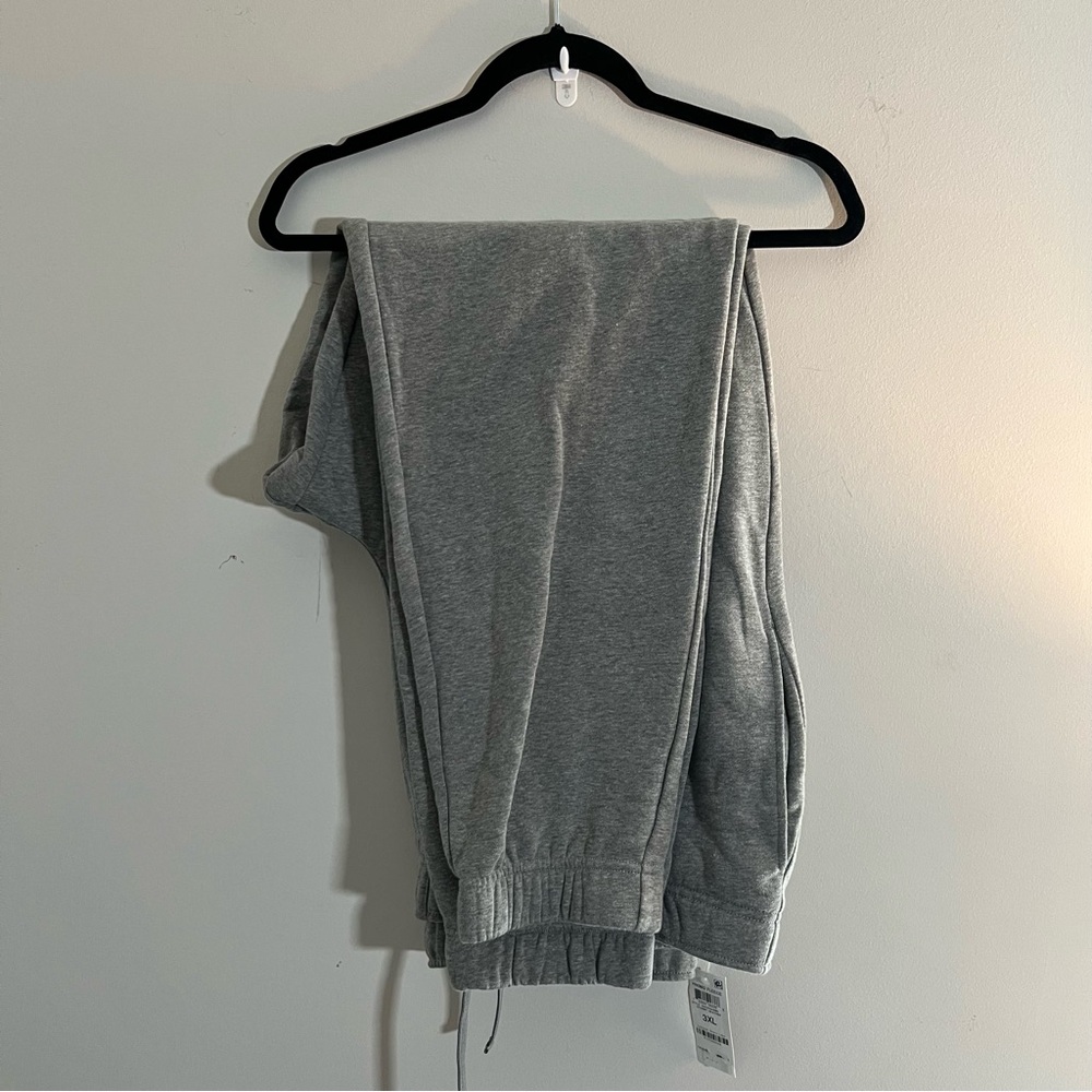 ID Ideology Men’s Open Gray Jogger Pants
